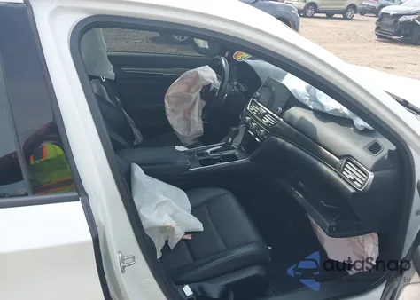 2018 Honda Accord Sport z USA, uszkodzony, nr VIN 1HGCV1F3XJA089546